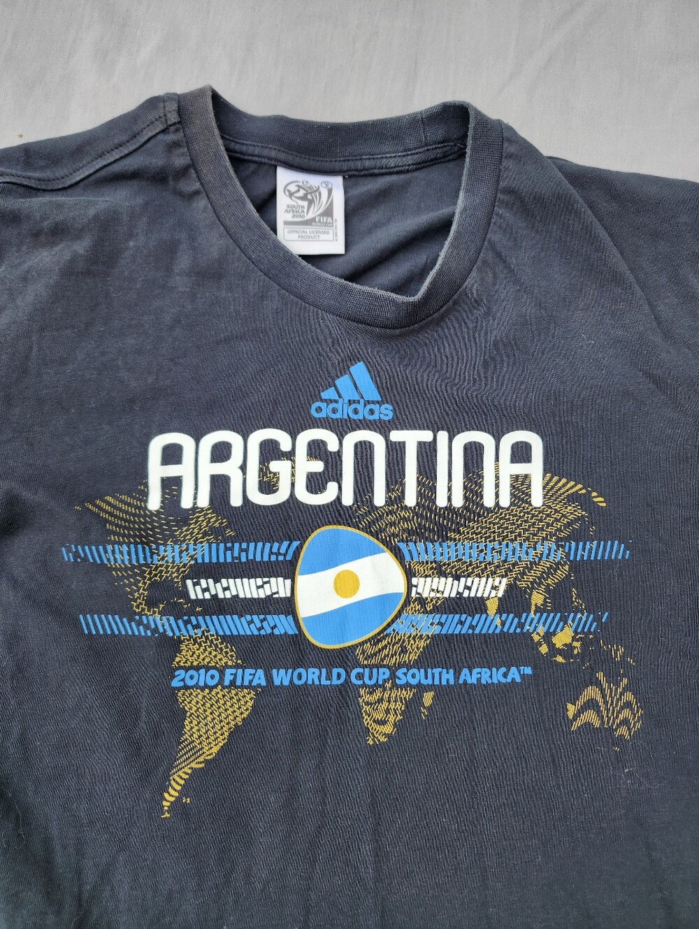 Argentina 2010 FIFA World Cup South Africa Adidas Logo T-Shirt Medium